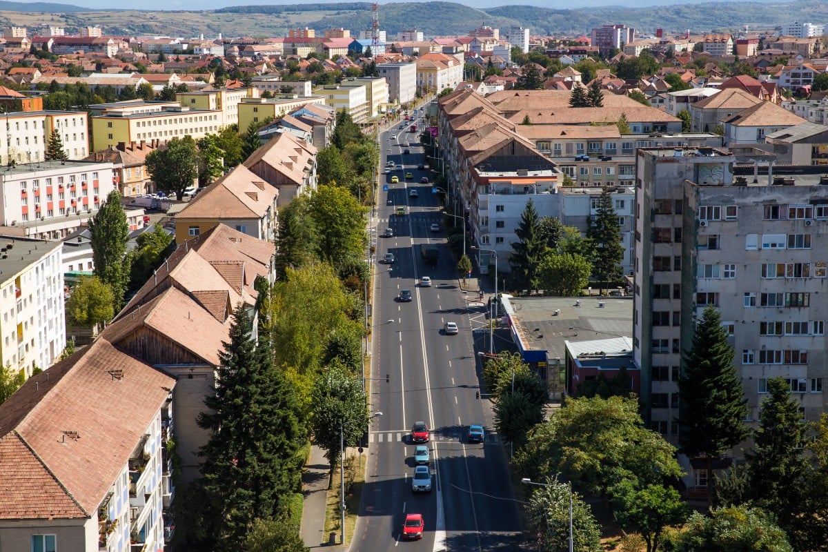bulevarul-vasile-milea-trafic-masini-blocuri-1-pd35