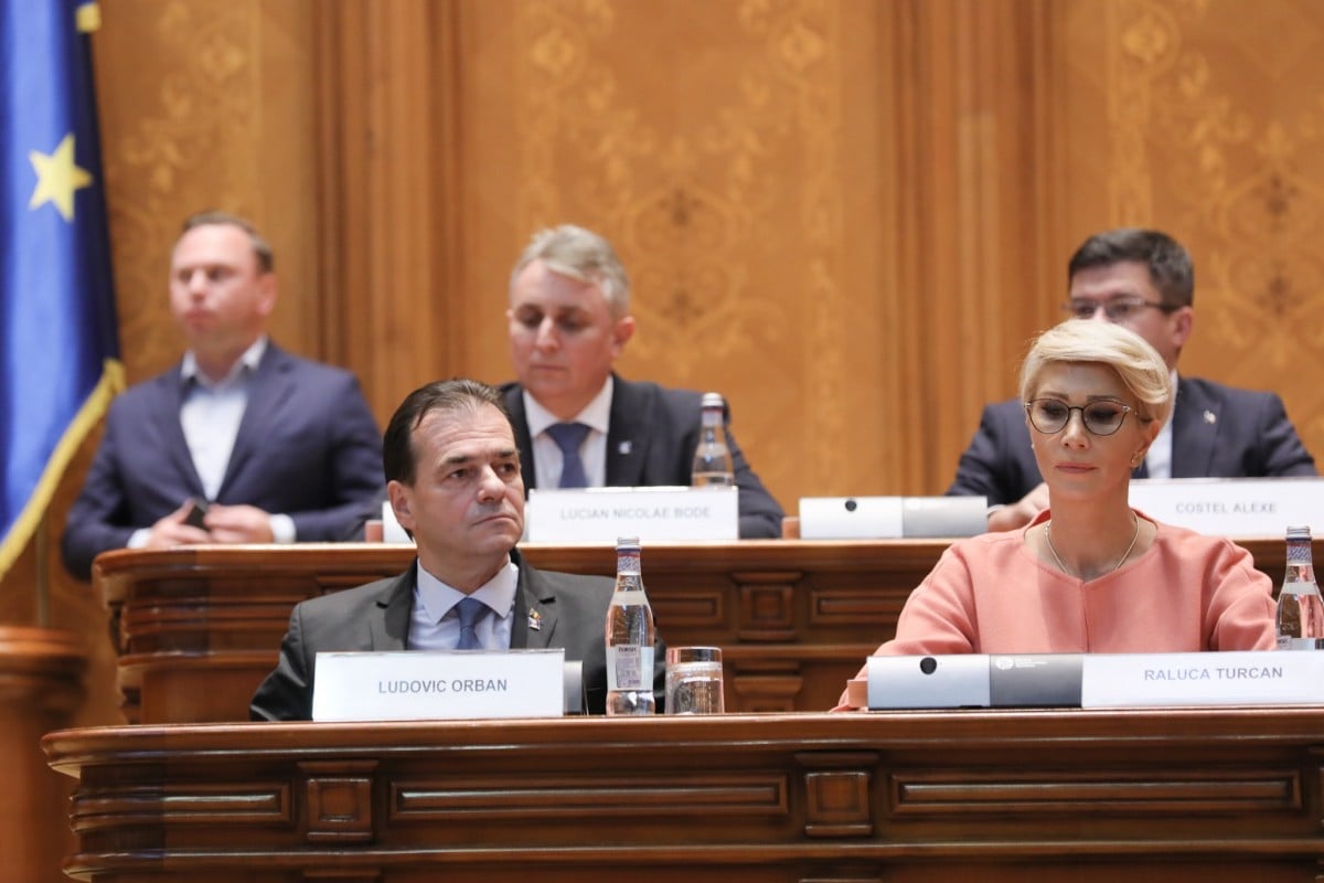 raluca-turcan-orban-guvern-2-q1a9