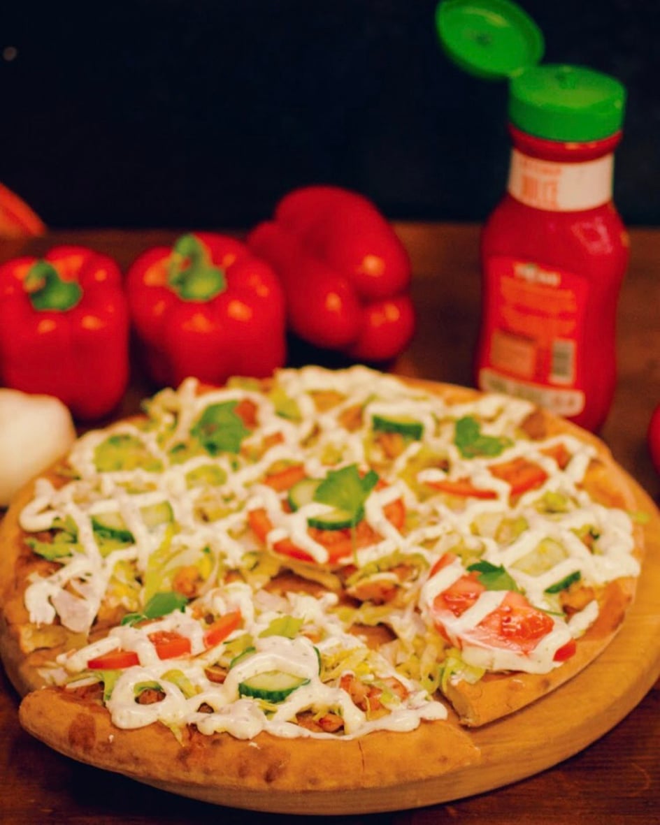 Proper pizza&pasta - singura pizzerie din Sibiu care pune la dispoziția clienților o bibliotecă