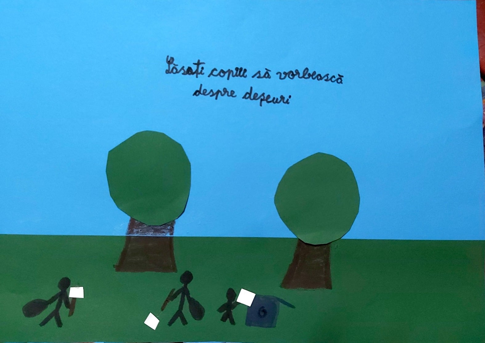 FOTO Lăsați elevii Sibiului să vă vorbească despre deșeuri. Și priviți-le desenele!