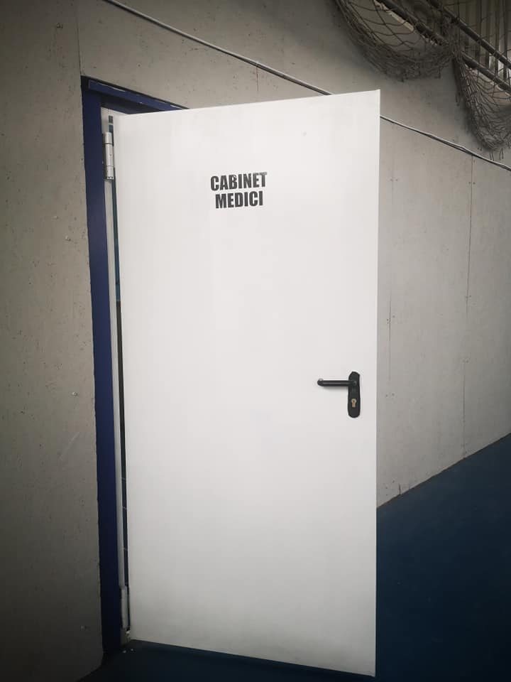 FOTO Primele imagini dintr-un centru de vaccinare în masă din Sibiu