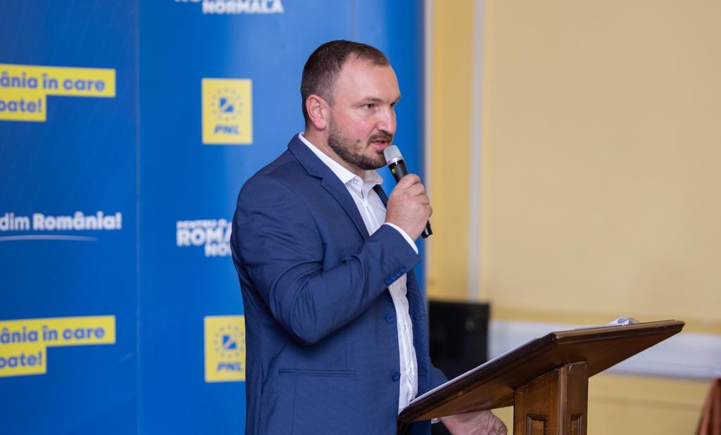 Adrian Bibu a fost ales președinte al PNL Sibiu