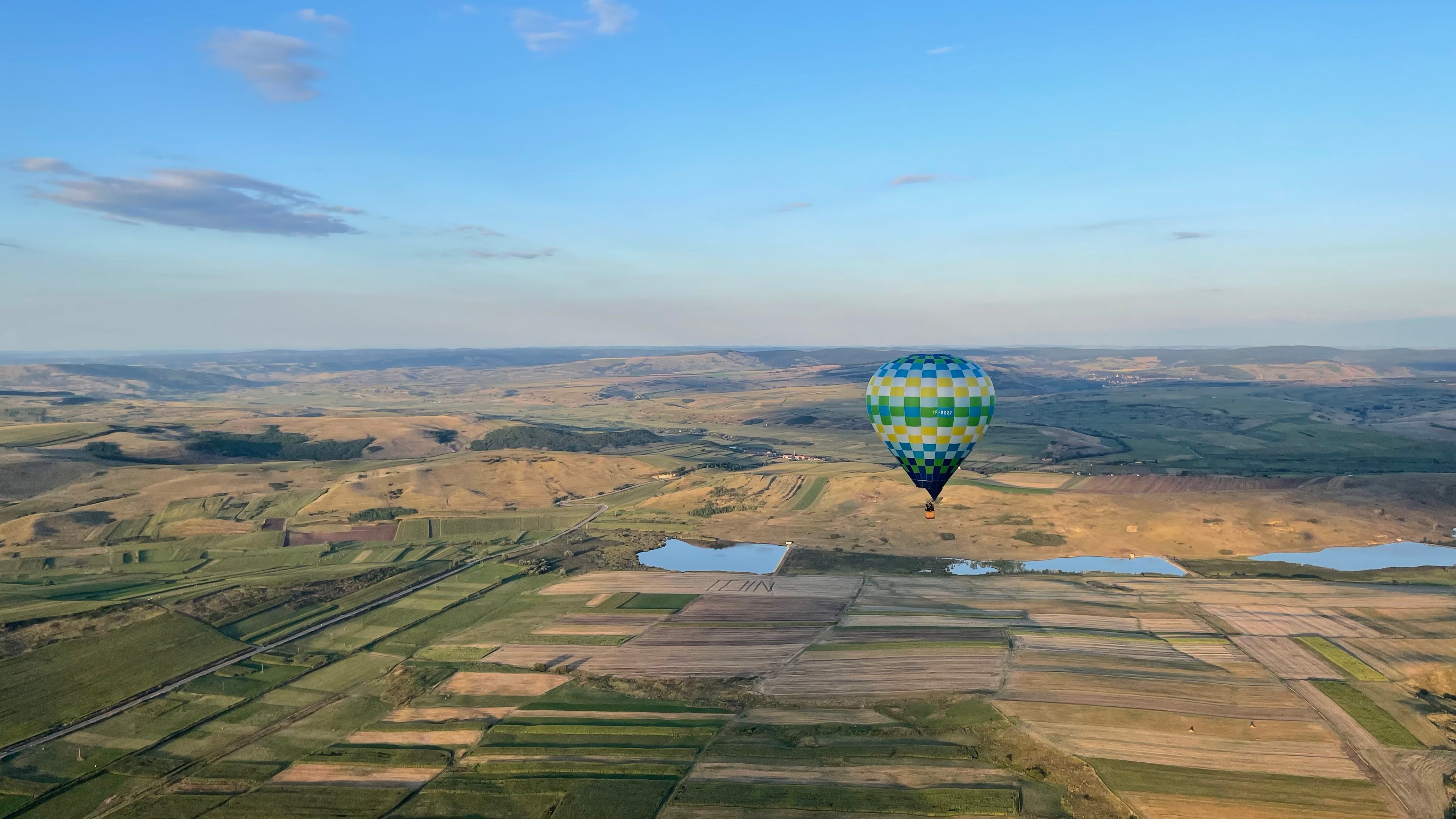 Video – Sibiul de la 1000 de metri altitudine. 30 de minute de poveste în balon