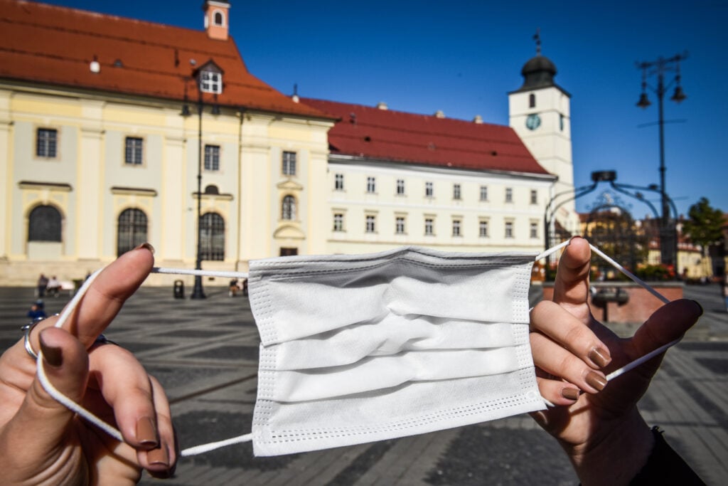 sibiu-coronavirus-covid-masca-centru-3-qtx6