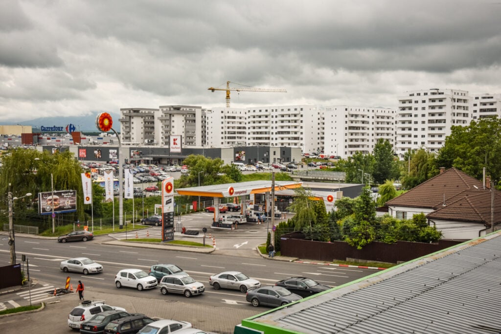 mall-shopping-city-blocuri-noi-kaufland-rompetrol-sibiu-selimbar-ej5a