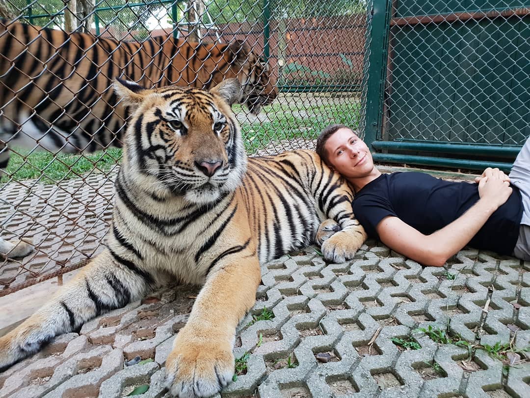 Tânărul sibian care s-a îmbogățit din cryptomonede după ce a renunțat în ultima clipă la o carieră în Poliție: Investiți banii pe care vă permiteți să-i pierdeți!