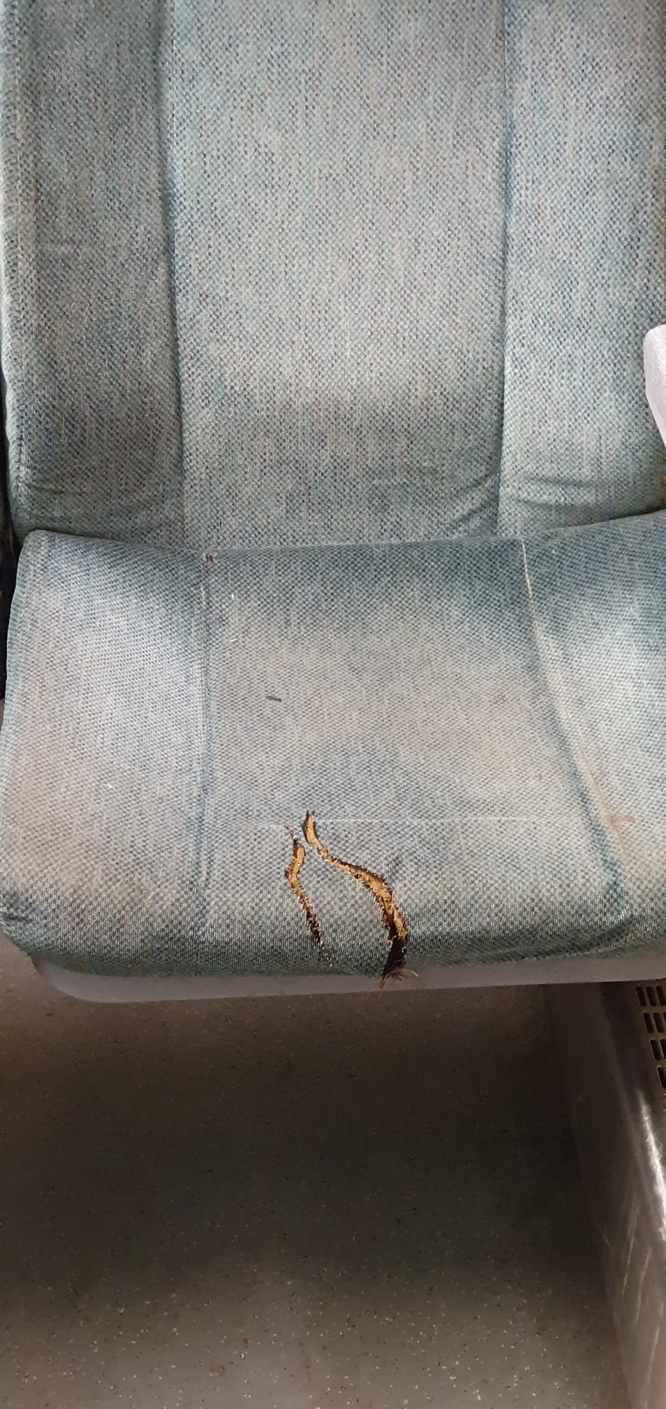 FOTO Am plecat spre Cluj cu noul tren privat și m-am întors cu CFR-ul. Principalele diferențe