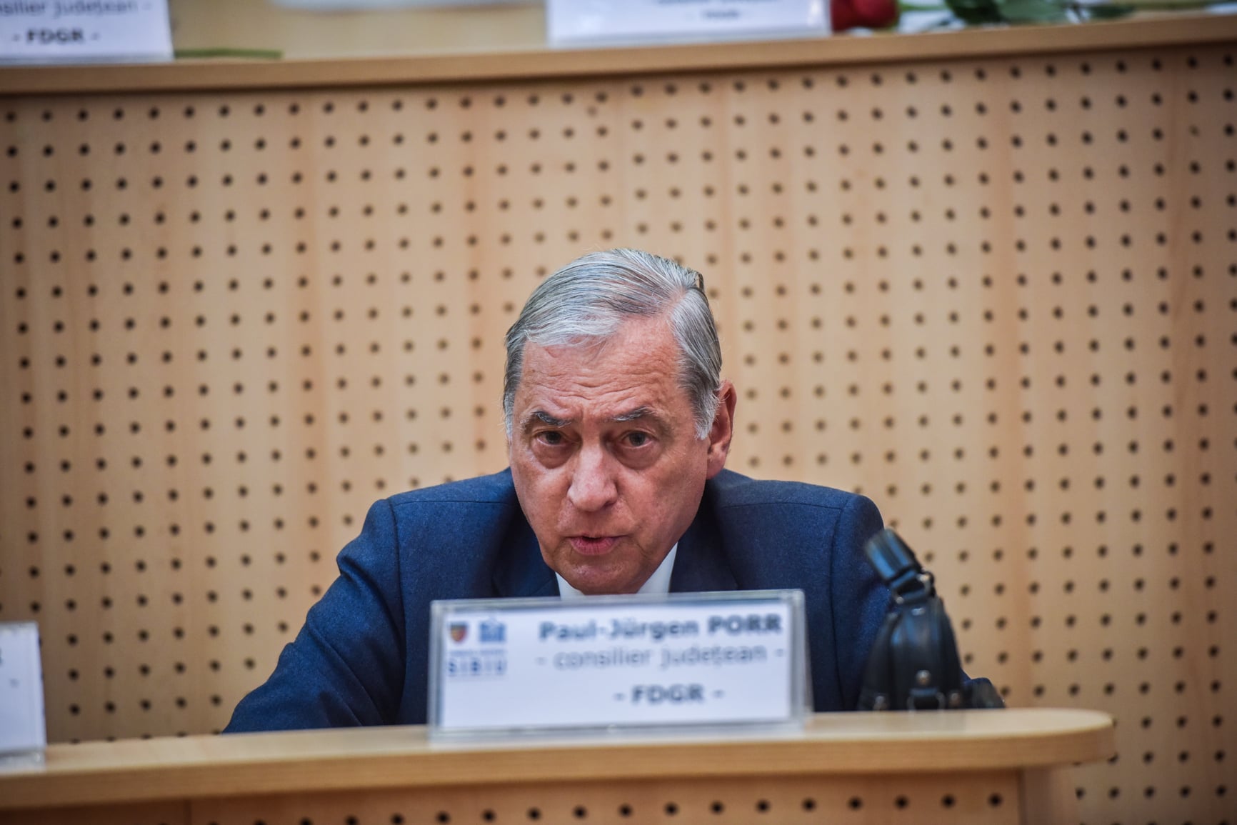 Aniversare la CJ: Porr a taxat ”proiectele pe hârtie”, PSD ”a furat” startul cu flori, Cîmpean a vorbit de la Bruxelles