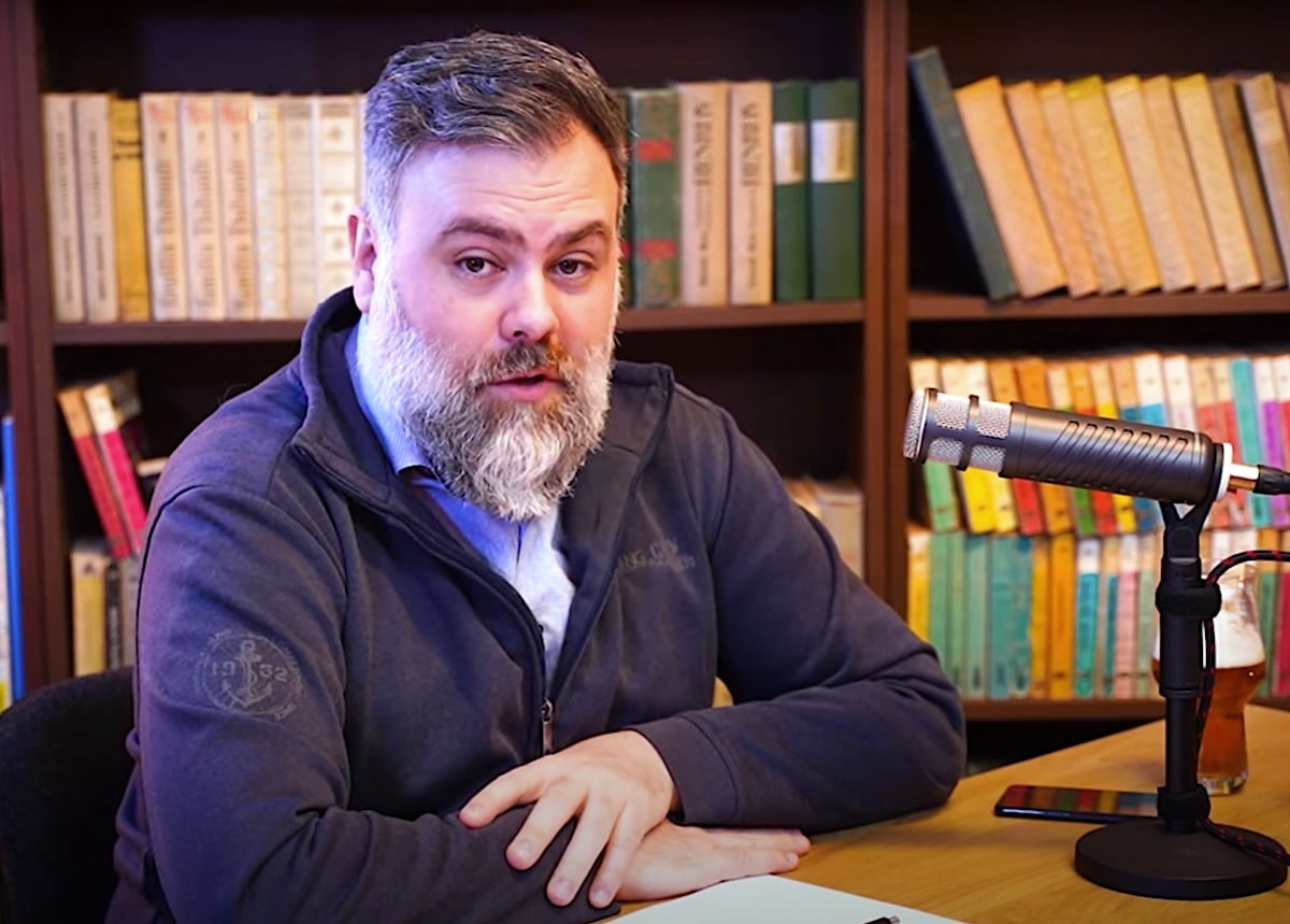 Răzvan Pop, înlocuit la ORDA de fiul patronului unei case de discuri din Gorj, căsătorit cu o solistă de muzică populară
