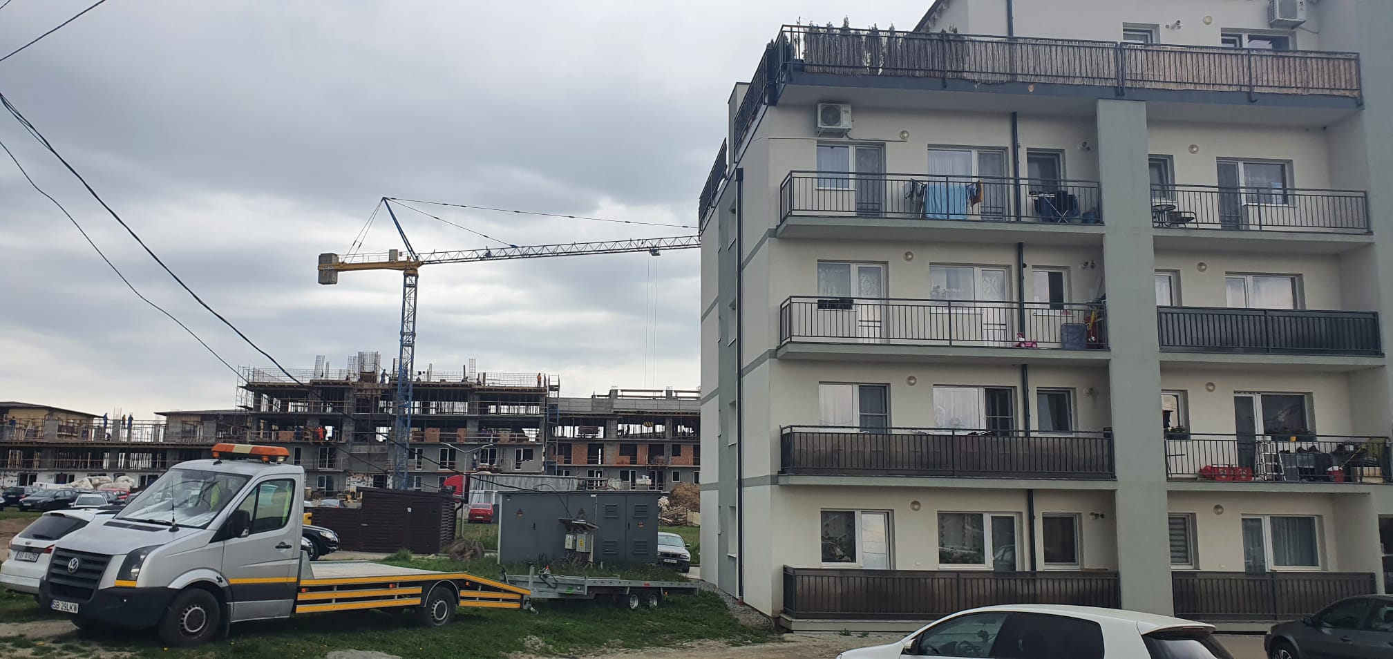 Proprietar nemulțumit de starea drumului, după ce și-a cumpărat apartament pe str. Ogorului. Reacția primăriei și dezvoltatorului