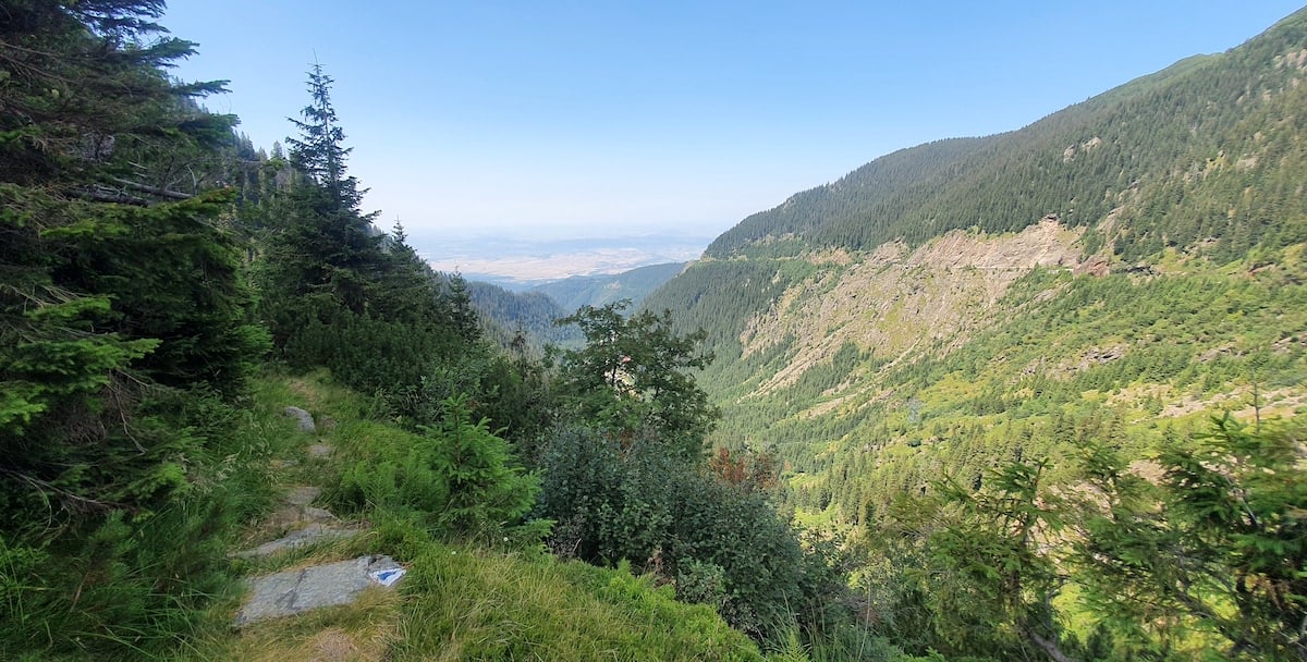 Cu spatele și cu măgarii: povestea potecii construită de sași către Bâlea Lac, înaintea Transfăgărășanului VIDEO și FOTO
