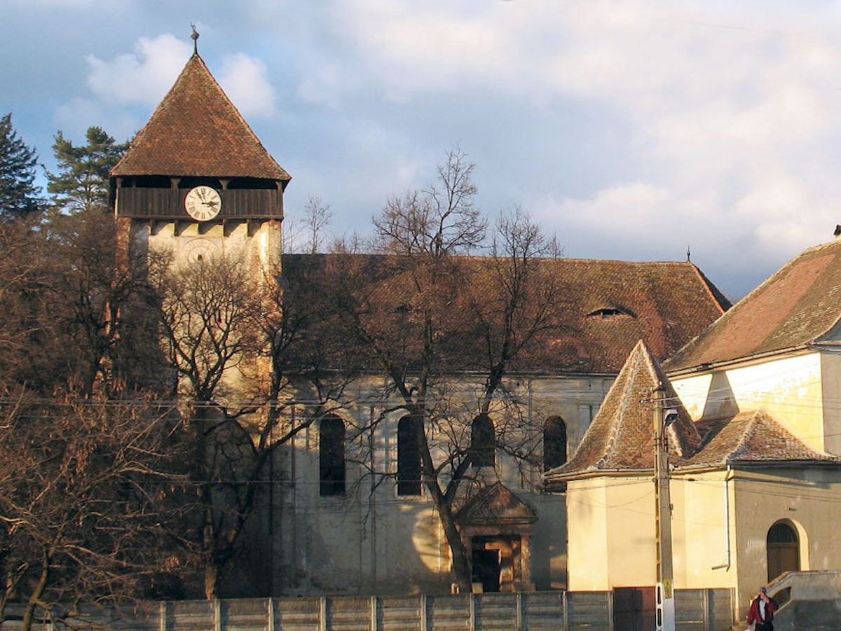 biserica fortificată Hamba