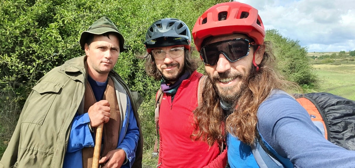 Pe toată Via Transilvanica. După două săptămâni, drumul care unește ne-a ținut o lecție de istorie