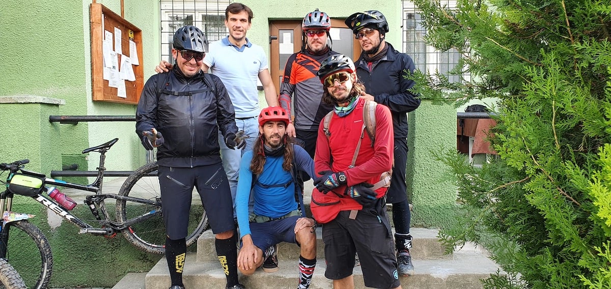 Pe toată Via Transilvanica, ziua 13. Ne-au petrecut doi primari, ambii sibieni, și am sfârșit rătăcind noaptea prin pădure