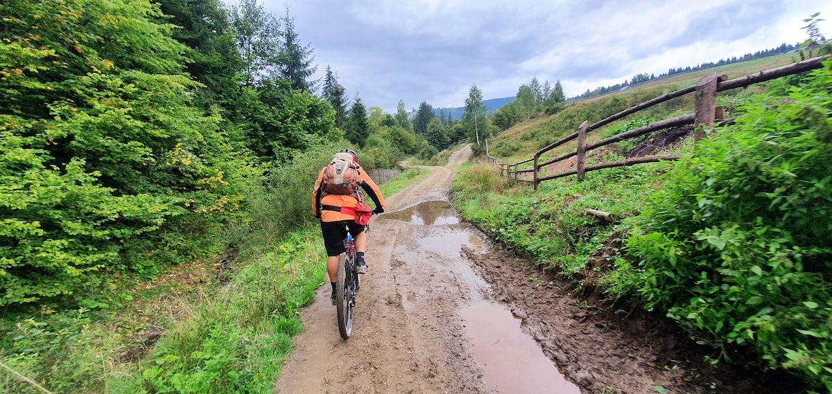 Pe toată Via Transilvanica. Ziua 2: spectaculos pare puțin spus