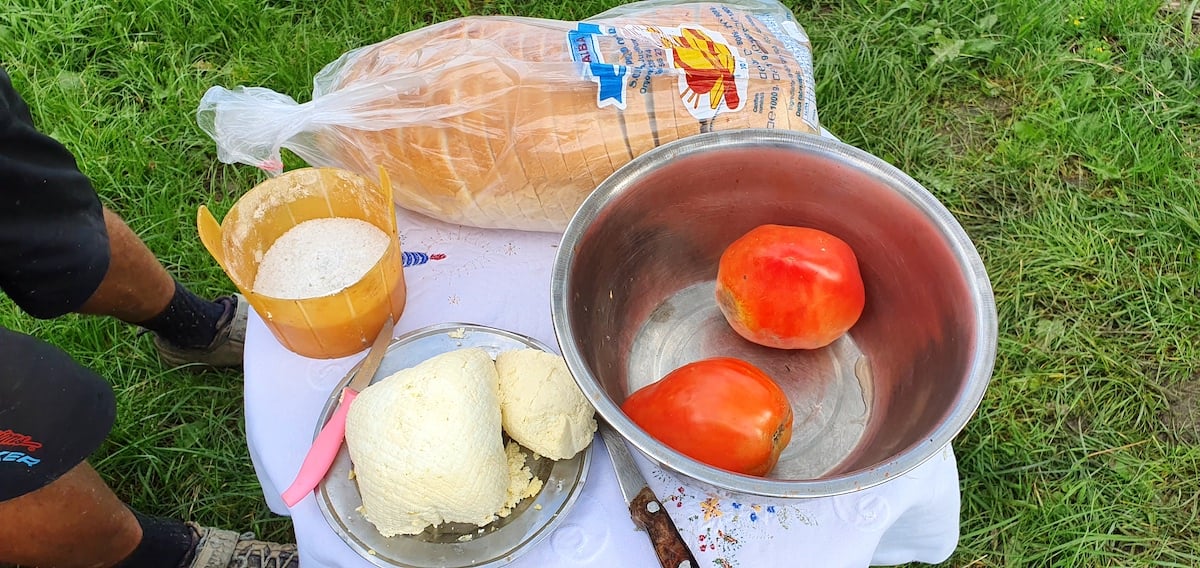 Pe toată Via Transilvanica, ziua 7. Atunci când oamenii și locurile te umplu de cadouri