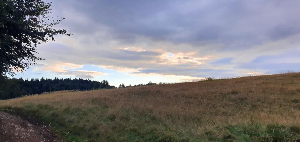 Pe toată Via Transilvanica, ziua 7. Atunci când oamenii și locurile te umplu de cadouri