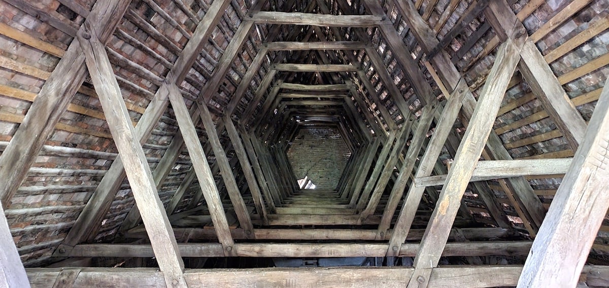 Pe toată Via Transilvanica. Ziua 12 ne-a purtat tot prin Sibiu. Și ce Sibiu...