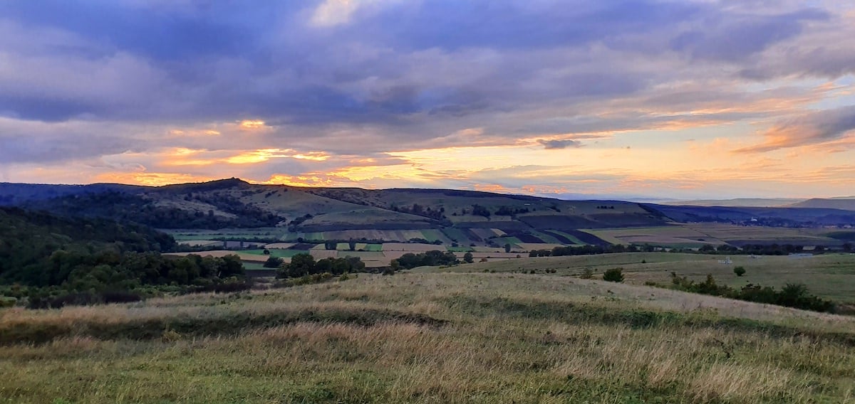 Pe toată Via Transilvanica. Ziua 12 ne-a purtat tot prin Sibiu. Și ce Sibiu...