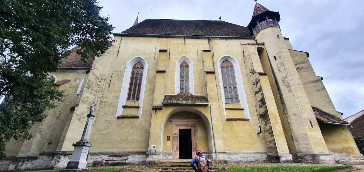 Pe toată Via Transilvanica. Ziua 12 ne-a purtat tot prin Sibiu. Și ce Sibiu...