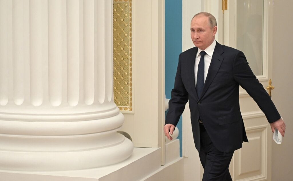 putin-foto-kremlin-ru-back