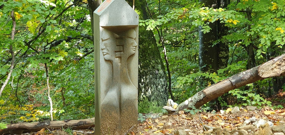 Pe toată Via Transilvanica, ziua 21. Prin „satul-fantomă”, al cărui ultim bătrân a fost omorât de o mașină la prima lui ieșire la oraș