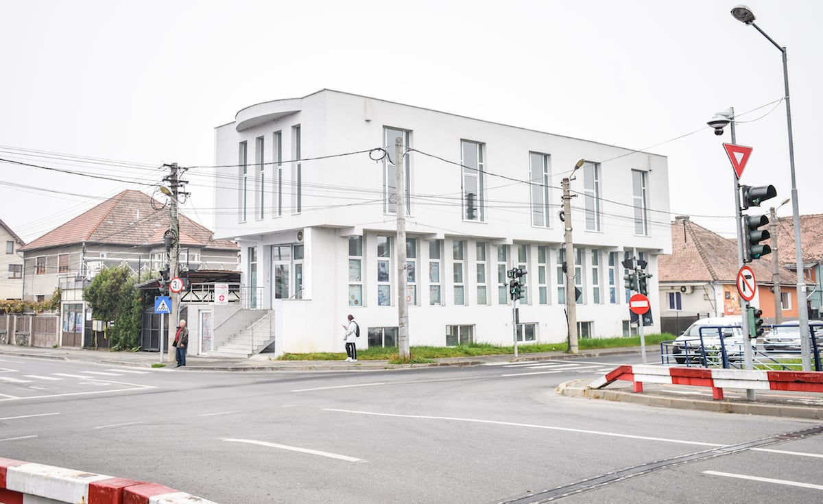 Clinica Beldean Med și-a schimbat sediul. Dr. Luminița Beldean „Eu fac consultații în mod special gratuit”. Nou - serviciu de urgență stomatologie
