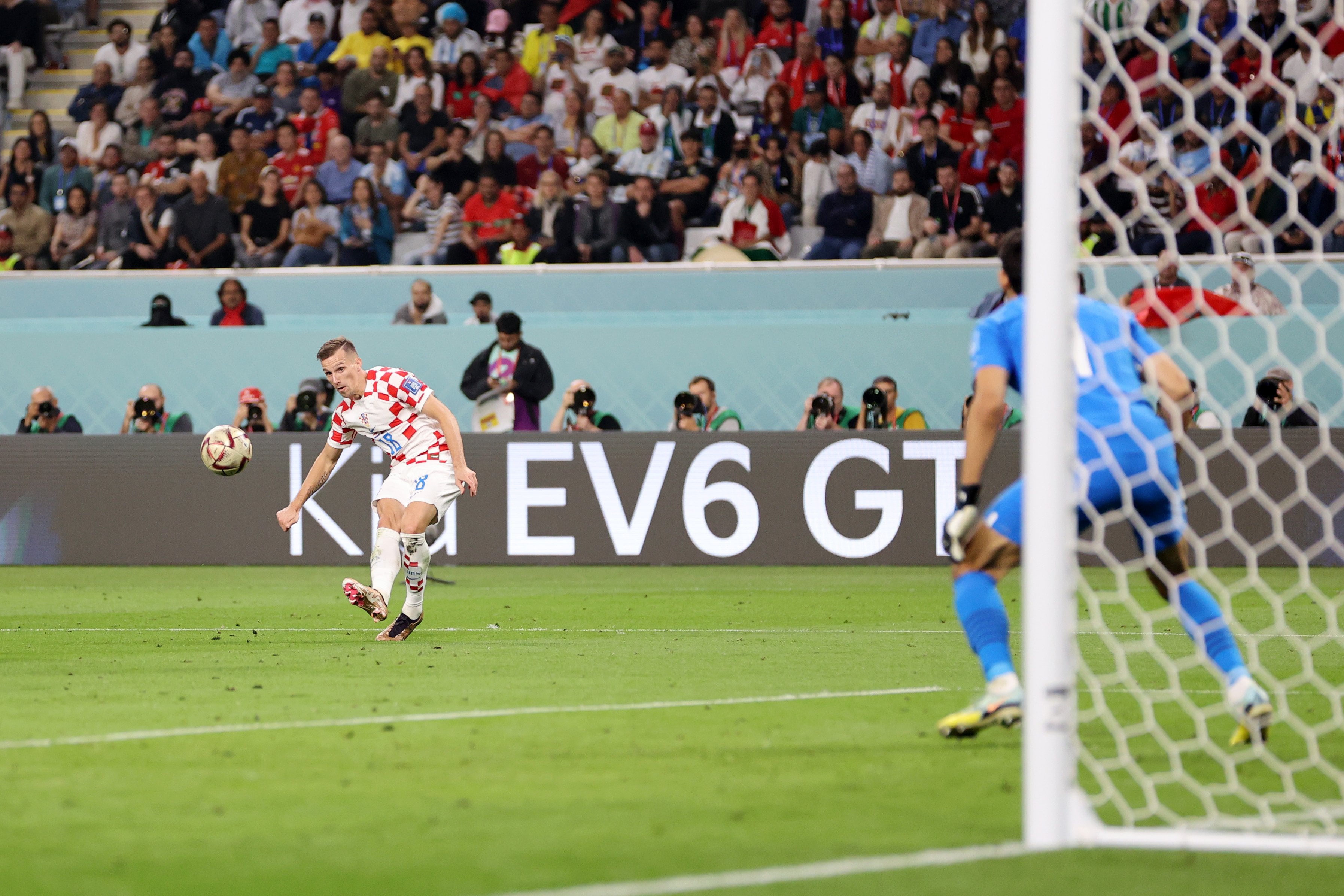 CM 2022: Deși cu o treaptă mai jos, Croația termină Mondialul pe podium pentru a doua oară consecutiv. Maroc rămâne a patra echipă din lume