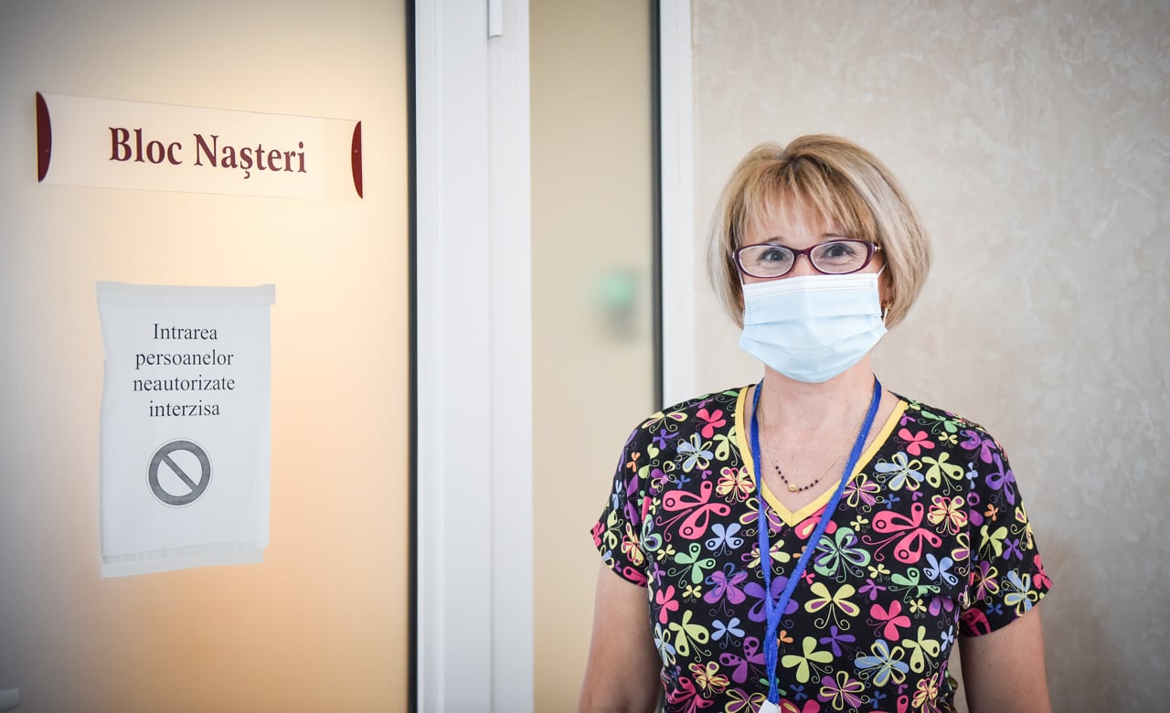 „Femeile ajung în sala de nașteri total nepregătite” - Maria Ban, una dintre cele mai vechi moașe de la Maternitatea din Sibiu