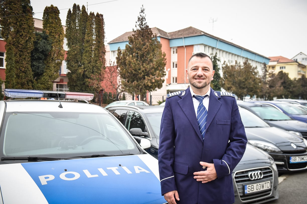 Ce lasă în urmă un polițist când iese la pensie? Louis Marius Radu: „Mi-au dat lacrimile ascultând stația, mi-am dat seama că e pentru ultima dată”