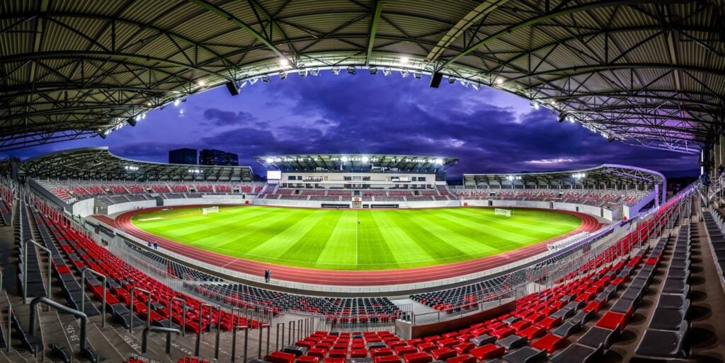 stadion-foto-primarie-15-8d7y