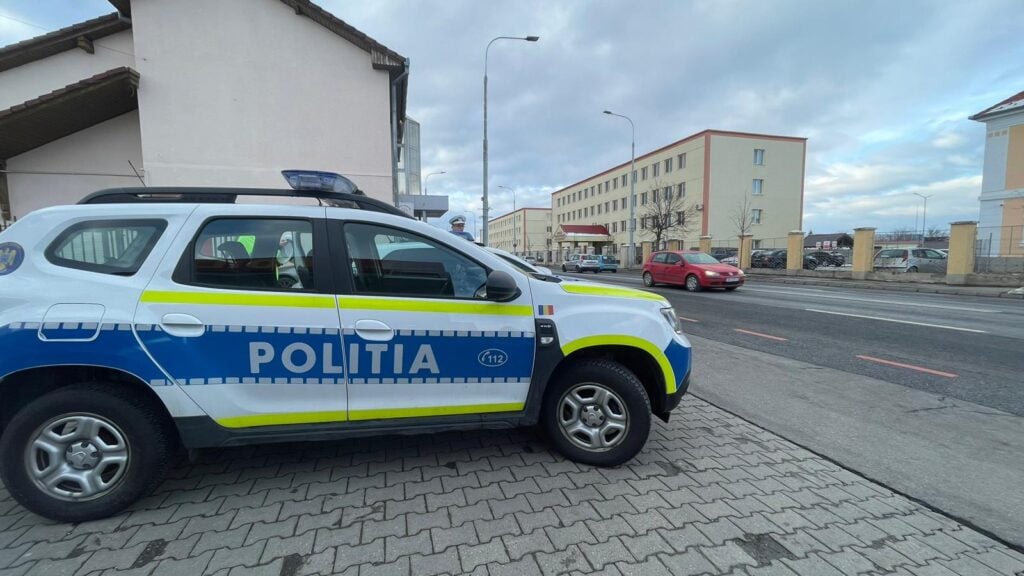 politie-politist-pietoni-5-6mom
