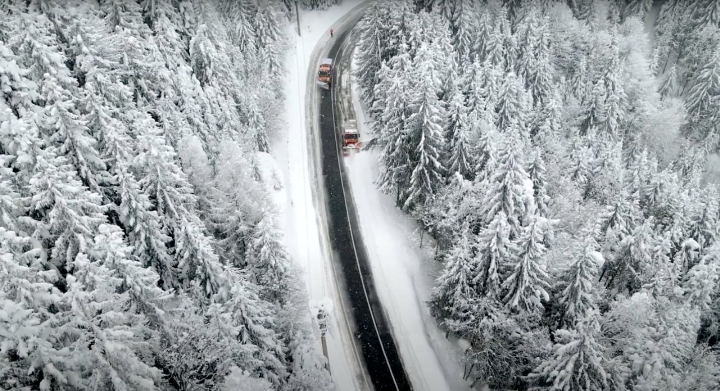 transfagarasan-deszapezire-iarna-qwqc