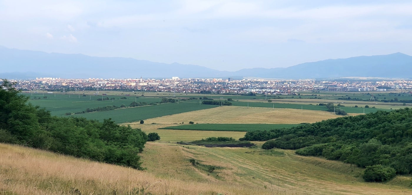 Top 5 locuri în care evadezi în natură, la doi pași de Sibiu: de la delta de pe Cibin, la minunata rețea de poteci din pădure