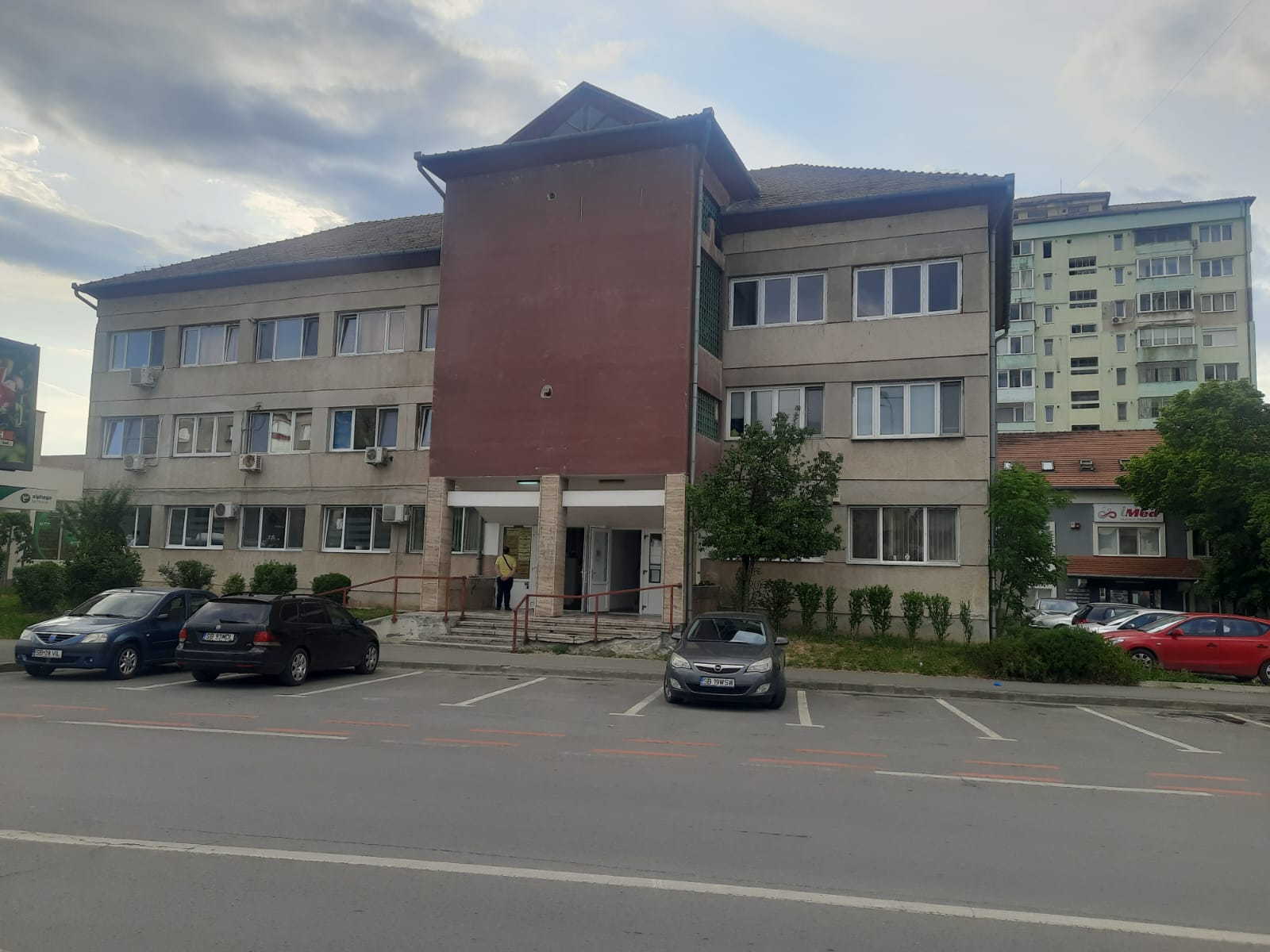 Răspunsul medicilor de familie la petiția pentru Centrul de la Cedonia: „Nu putem identifica soluții pentru a păstra un centru de permanență în Sibiu”