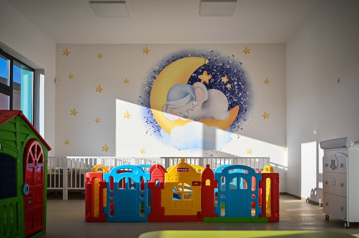 Deschiderea celor trei creșe noi din Sibiu și angajarea personalului depind de un ordin al ministrului Educației