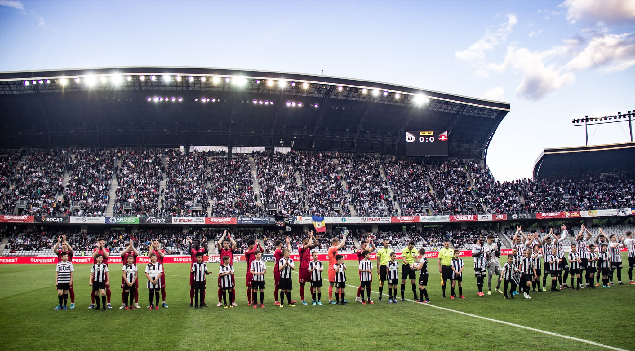 Cupa României la fotbal are loc astăzi la Sibiu - prima finală ardelenească. Sfaturi de deplasare și atenționări. În deschidere se joacă prima finală la tineret