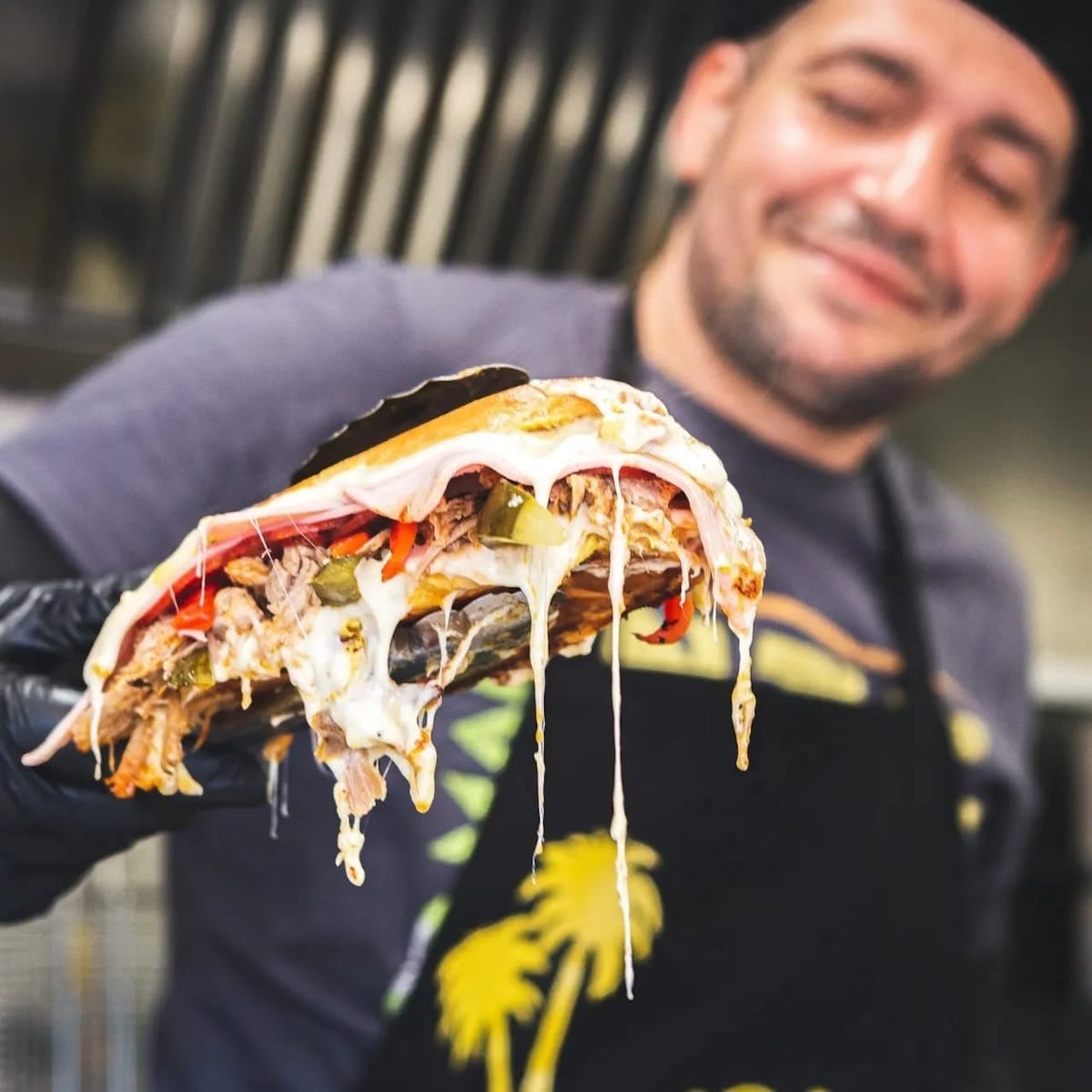 VINO la cel mai cool street food din Sibiu - Muzica bună și zeci de food truck-uri ”invadează” Parcul Tineretului timp de patru zile