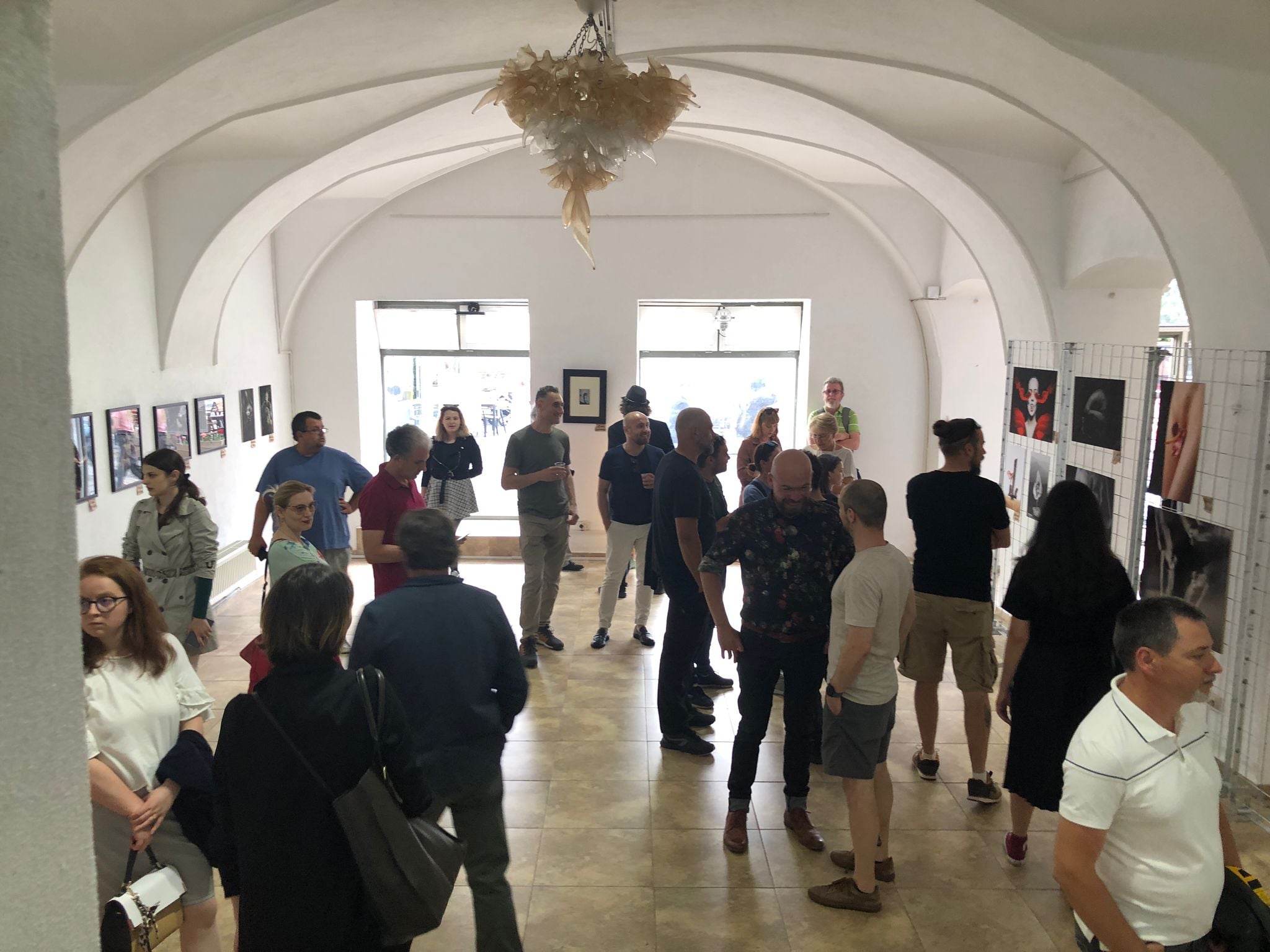 „Ei surprind momentele și efervescența acestui oraș”. IMG_001.jpg, expoziția care prezintă lucrările mai multor fotografi sibieni