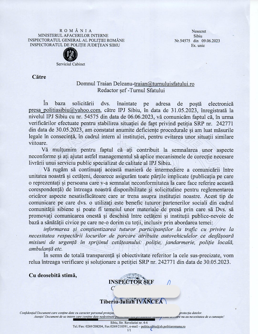 Poliția, sesizată despre o parcare neregulamentară a propriilor angajați: „nu se poate identifica numărul de înmatriculare și nici locul unde a fost parcată”