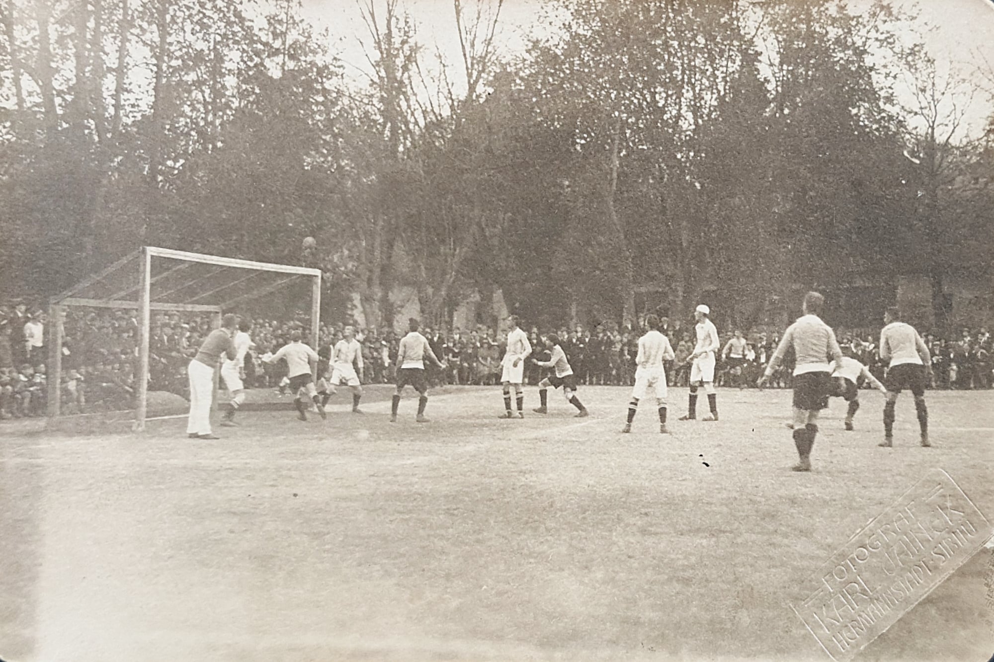 „Șoimii Sibiu”: O călătorie în imagini prin istoria echipei de fotbal. Cea mai veche fotografie prezentată datează din 1921