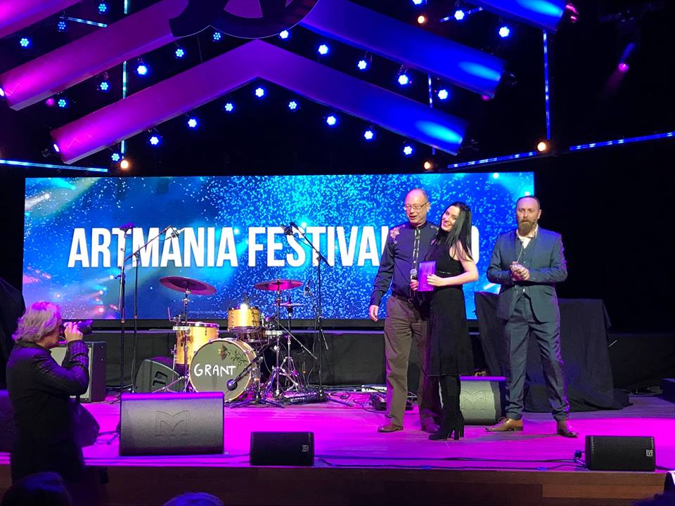 Organizatoarea ARTmania, singurul eveniment cu bilet din Piața Mare: „suntem interesați să organizăm cât mai multe concerte pe stadion”