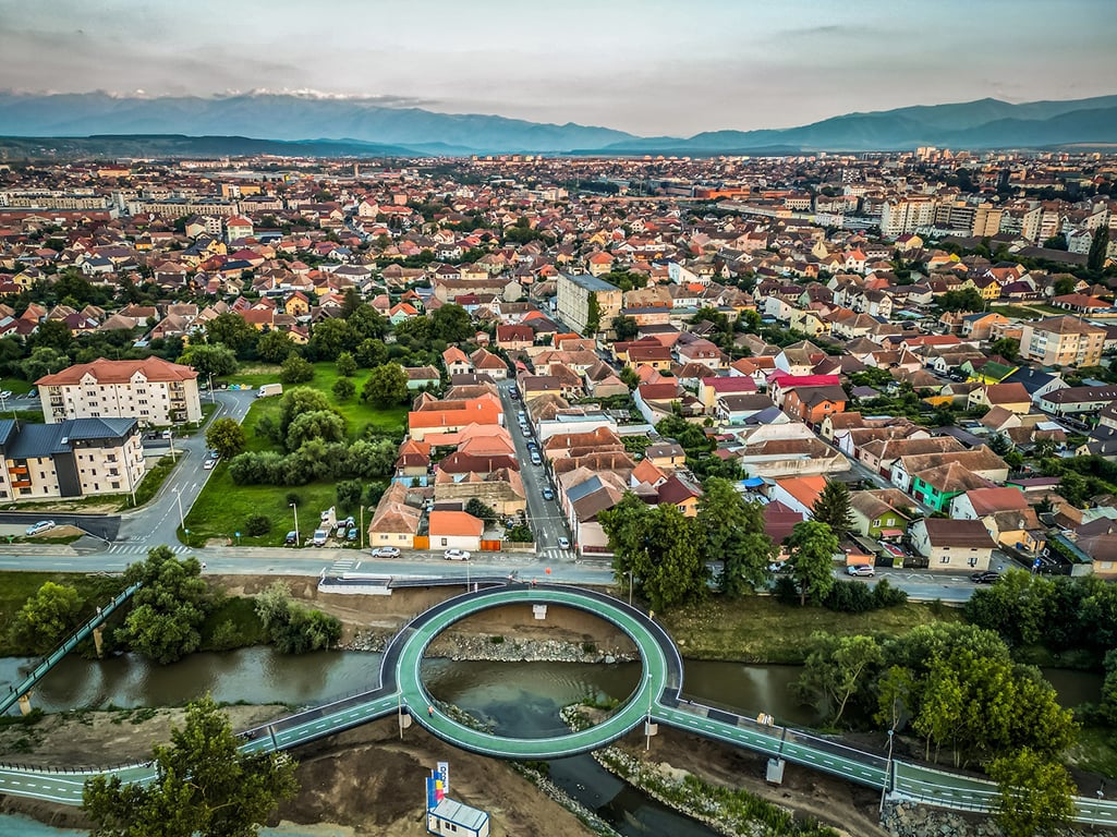 Fotografii spectaculoase cu noua pistă de biciclete a Sibiului. A fost inaugurată vineri