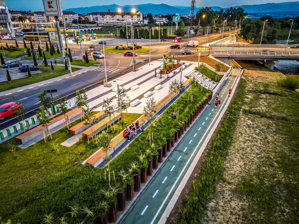 Fotografii spectaculoase cu noua pistă de biciclete a Sibiului. A fost inaugurată vineri