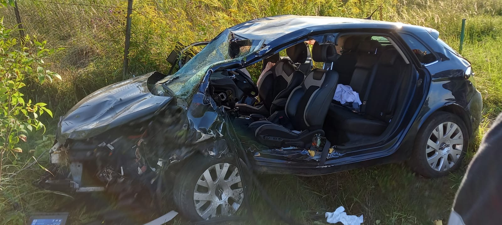 Actualizare: Trei adulți și un minor au ajuns la spital în urma accidentului grav de pe DN 14, aproape de Șeica Mare. Traficul a fost reluat