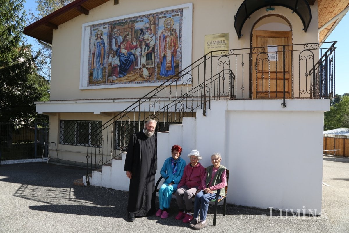 Căminul pentru vârstnici „Sfânta Muceniță Irina” din Valea Aurie și-a deschis ușile. Părintele Săsăujan: „Toate s-au făcut, de la început, cu sprijinul oamenilor buni”