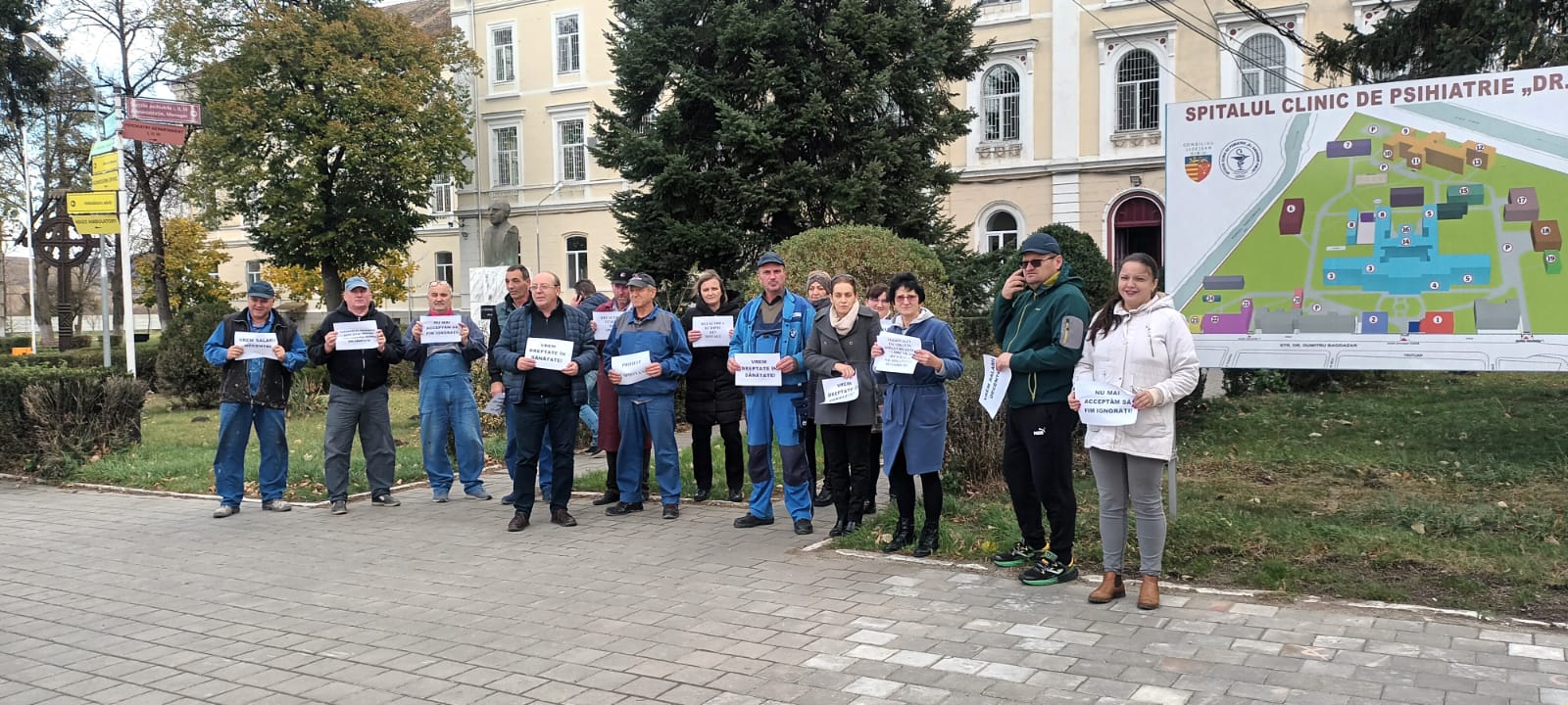 Proteste spontane în Sibiu la TBC și Psihiatrie. Personalul TESA anunță blocarea salariilor în spitale în luna decembrie