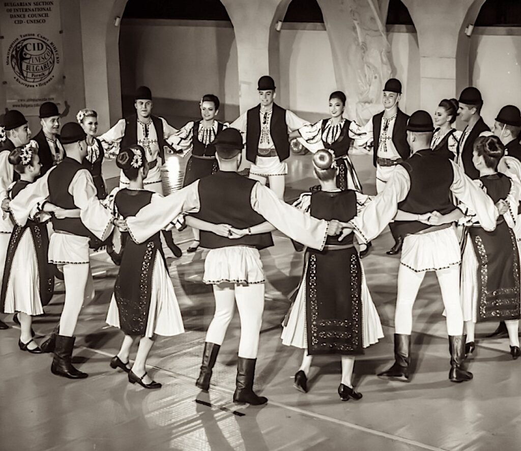 biggest-junii-t2vv-hrzf