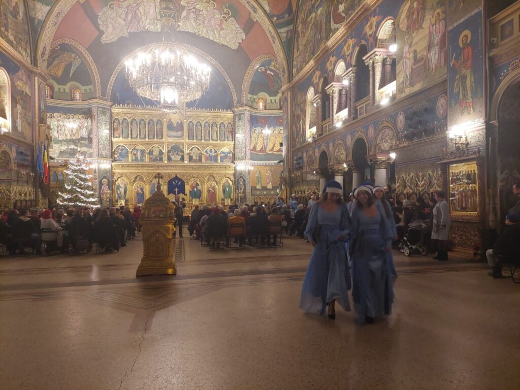 whatsapp-image-2023-12-16-at-18-46-18-htej