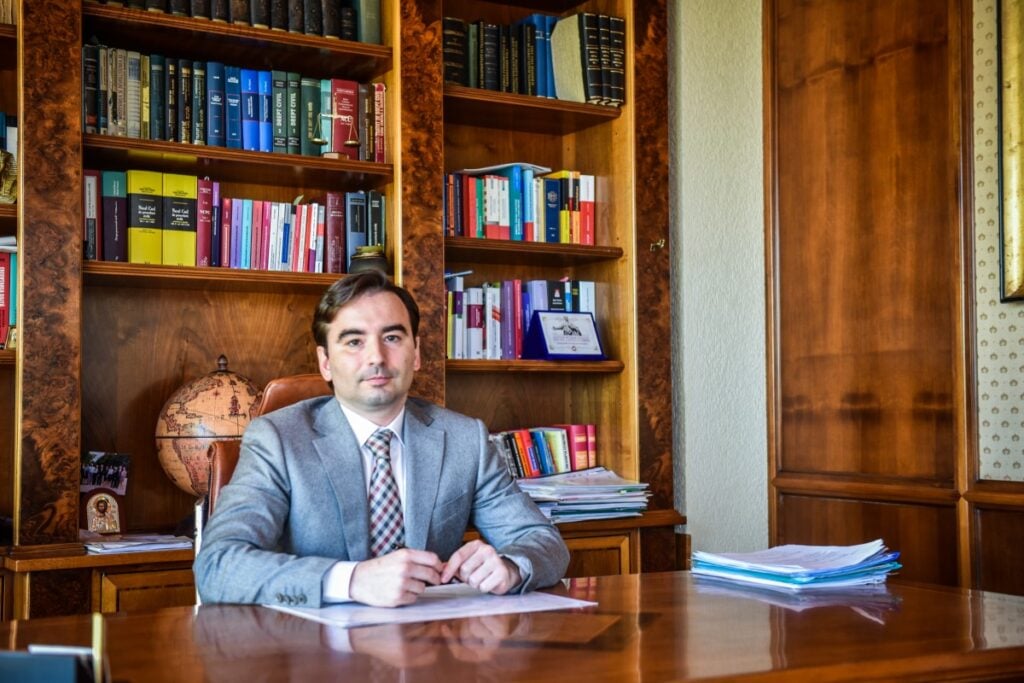 alexandru-suciu-barou-3-g1um